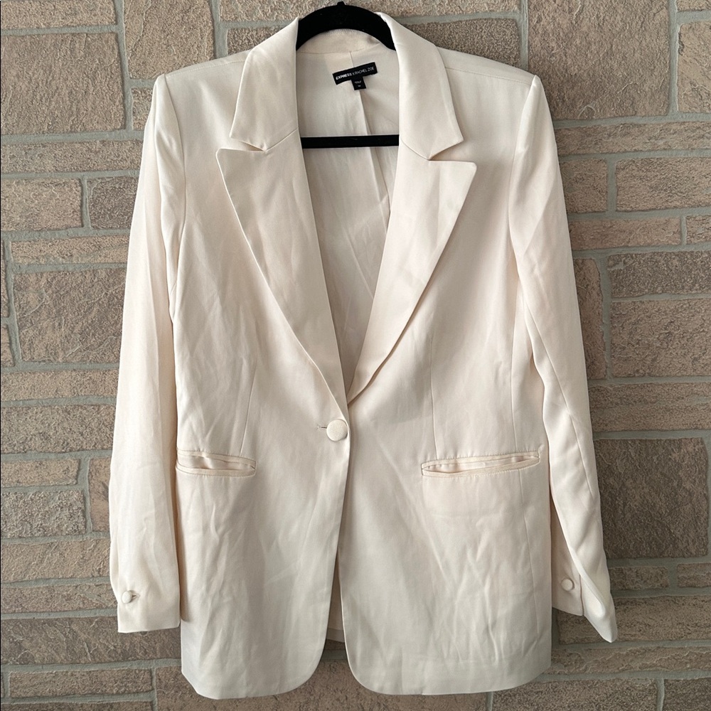 LIKE NEW! Express Edition Rachel Zoe Cream Satin Blazer Women’s Medium